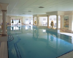 book Keadeen Hotel