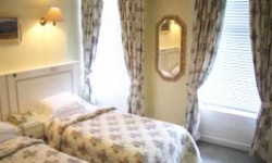 book Dergvale Hotel