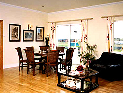 book Seasons Lodge Guesthouse