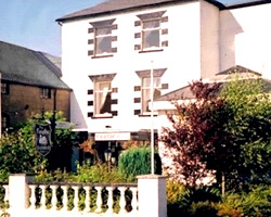 book Faythe Guesthouse