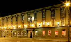 book North Star Hotel & Premier Club Suites
