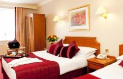 book Eyre Square Hotel