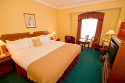 book Grafton Capital Hotel