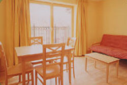 Shaw Court Apartments photo 4