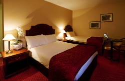 book Dooley's Hotel Waterford