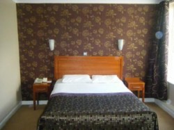 book Springhill Court Hotel