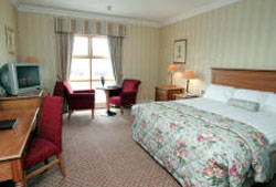 book Clanard Court Hotel