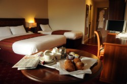 book McWilliam Park Hotel