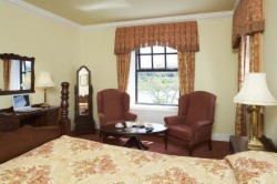 book Gweedore Court Hotel - An Chúirt