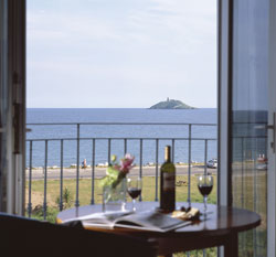book Garryvoe Hotel