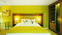 book Glasshouse Hotel