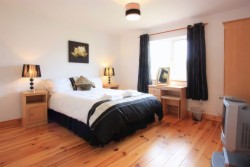 book Muckross Lakeside Holiday Village
