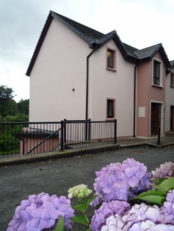 book Grove Lodge Holiday Homes