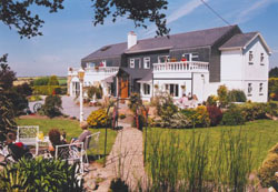 book Newton Farm Guesthouse