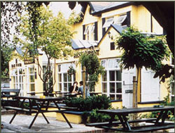 book Woodfield House Hotel