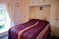book Bridgeview Farmhouse