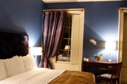 book Cliff Townhouse on the Green