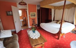 book Lough Owel Lodge
