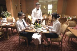 Bush Hotel - 2-Night Special with 2 Dinners