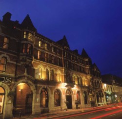 book Apartments at Hotel Isaacs Cork