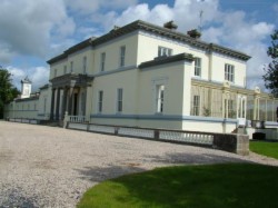 book Middleton Park House