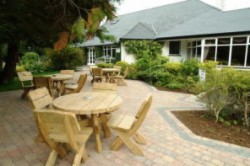book Bushtown Hotel 