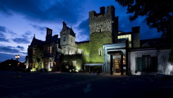 book Clontarf Castle Hotel