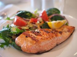 Fish & Fizz Friday Package