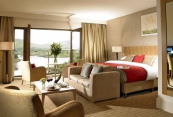 book Sneem Hotel