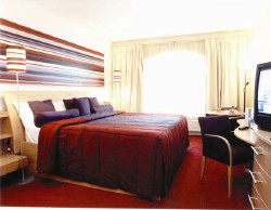 book Ramada Da Vinci's Hotel