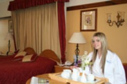 book Silver Tassie Hotel
