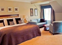 book Bunratty Castle Hotel