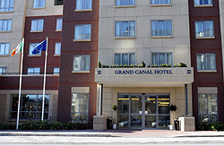 book Grand Canal Hotel