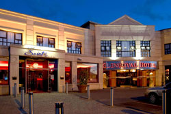 book Glenroyal Hotel