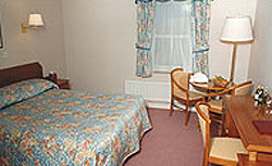 book Fenwick Hotel
