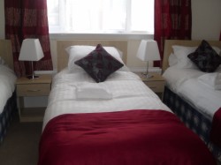 book Keeru's Guest House